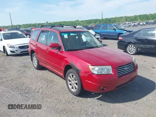 2008 Subaru Forester X with VIN JF1SG65658H725682, listed as a IAAI auction lot 42185640 with 178,384 mi miles and . Bid and sale history available at DreamBid. Image 1.