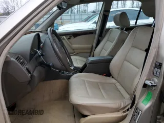 1997 Mercedes-Benz C 230/260/280/320 z VIN WDBHA28E3VF565566, wystawiony jako Copart lot #42641935 z przebiegiem 163 628 mil mil oraz Szkoda całkowita • Salvage title. Historia ofert i sprzedaży dostępna na DreamBid. Obrazek 7.