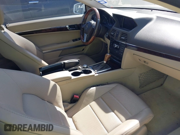 2013 Mercedes-Benz E 350 with VIN WDDKJ5KB1DF220581, listed as a IAAI auction lot 41809947 with 99,775 mi miles and . Bid and sale history available at DreamBid. Image 5.
