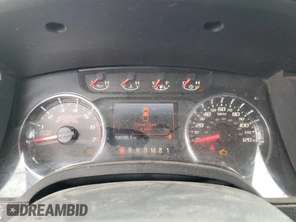 2014 Ford F-150 XL with VIN 1FTFX1ET6EKD18831, listed as a Copart auction lot 62609745 with 196,096 mi miles and Clean title. Bid and sale history available at DreamBid. Image 9.