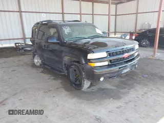 2005 Chevrolet Tahoe Z71 z VIN 1GNEC13T95R220708, wystawiony jako IAAI lot #42081816 z przebiegiem 183 639 mil mil oraz . Historia ofert i sprzedaży dostępna na DreamBid. Obrazek 1.