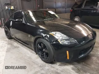 2005 Nissan 350Z Touring with VIN JN1AZ34E45M653631, listed as a IAAI auction lot 41689560 with 147,635 mi miles. Bid and sale history available at carsss.com. Image 1.