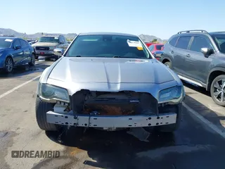2018 Chrysler 300 Limited with VIN 2C3CCAKG1JH268982, listed as a IAAI auction lot 41970047 with 44,812 mi miles and . Bid and sale history available at DreamBid. Image 12.