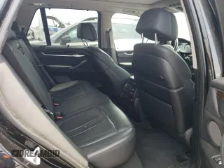 2015 BMW X5 xDrive50i z VIN 5UXKR6C53F0J76153, wystawiony jako Copart lot #52365645 z przebiegiem 119 431 mil mil oraz Czysty tytuł • Clean title. Historia ofert i sprzedaży dostępna na DreamBid. Obrazek 11.