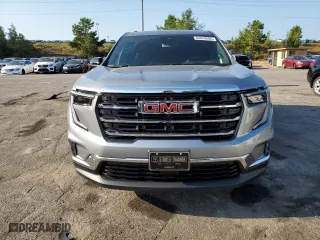2024 GMC Acadia FWD Elevation with VIN 1GKENKKS2RJ170891, listed as a Copart auction lot 64642694 with 726 mi miles and Salvage Title. Bid and sale history available at carsss.com. Image 5.