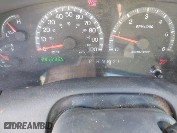 2003 Ford F-150 XLT with VIN 1FTRW07L03KC47484, listed as a IAAI auction lot 41653389 with 283,296 mi miles. Bid and sale history available at carsss.com. Image 7.