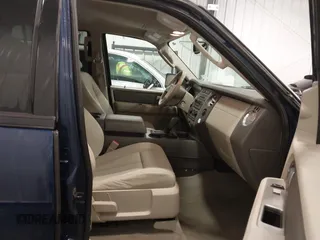 2011 Ford Expedition EL XL with VIN 1FMJK1G5XBEF43069, listed as a IAAI auction lot 41462457 with 146,866 mi miles. Bid and sale history available at carsss.com. Image 5.