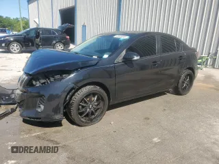 2013 Mazda 3 i Grand Touring with VIN JM1BL1W75D1729914, listed as a Copart auction lot 49035695 with 231,938 mi miles and Salvage Title. Bid and sale history available at carsss.com. Image 1.