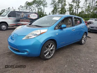 2012 Nissan LEAF SL with VIN JN1AZ0CPXCT022337, listed as a IAAI auction lot 40299658 with 43,173 mi miles. Bid and sale history available at carsss.com. Image 2.