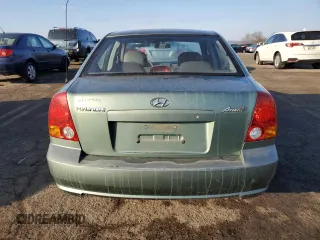 2005 Hyundai Accent GLS with VIN KMHCG45C85U588700, listed as a Copart auction lot 42792775 with 91,924 mi miles and Clean Title. Bid and sale history available at carsss.com. Image 6.