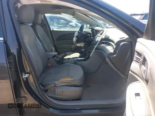 2015 Chevrolet Malibu LT with VIN 1G11D5SL0FF121638, listed as a IAAI auction lot 41942357 with 174,361 mi miles and . Bid and sale history available at DreamBid. Image 5.