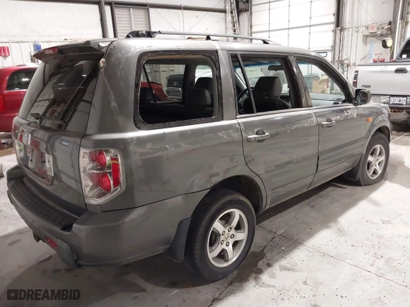 2007 Honda Pilot EX-L with VIN 5FNYF18757B001469, listed as a IAAI auction lot 41948004 with 341,770 mi miles. Bid and sale history available at carsss.com. Image 4.