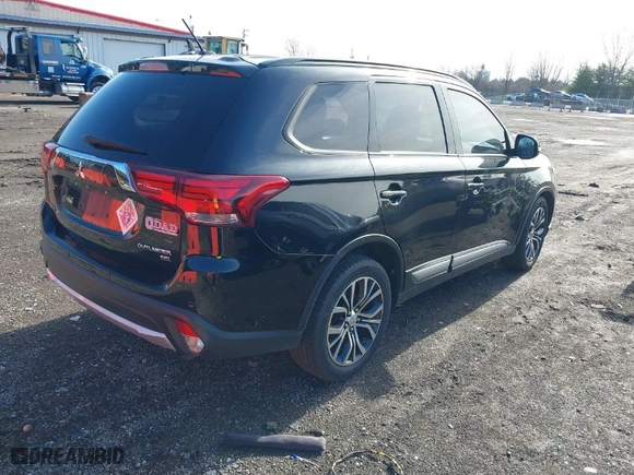 2016 Mitsubishi Outlander SE with VIN JA4AD3A36GZ020384, listed as a IAAI auction lot 41842844 with 93,690 mi miles. Bid and sale history available at carsss.com. Image 4.