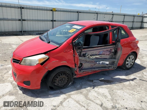 2012 Toyota Yaris L z VIN JTDJTUD36CD518179, wystawiony jako Copart lot #54722225 z przebiegiem 80 122 mil mil oraz Szkoda całkowita • Salvage title. Historia ofert i sprzedaży dostępna na DreamBid. Obrazek 1.