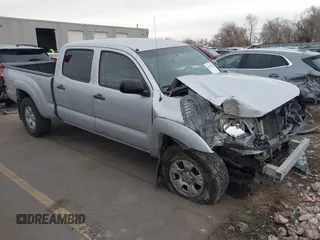 2006 Toyota Tacoma with VIN 5TEMU52N16Z255471, listed as a IAAI auction lot 41403255 with 135,833 mi miles and . Bid and sale history available at DreamBid. Image 1.