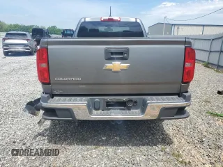 2018 Chevrolet Colorado 2WD Work Truck z VIN 1GCHSBEA0J1317864, wystawiony jako Copart lot #54306275 z przebiegiem 76 169 mil mil oraz Szkoda całkowita • Salvage title. Historia ofert i sprzedaży dostępna na DreamBid. Obrazek 6.