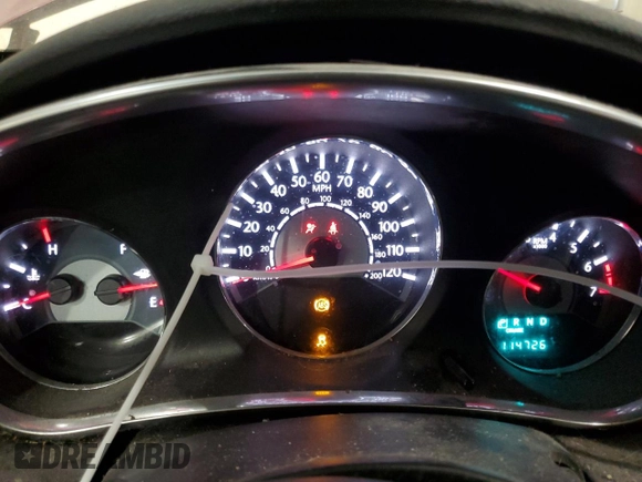 2013 Chrysler 200 LX with VIN 1C3CCBAB5DN691619, listed as a Copart auction lot 41957855 with 114,726 mi miles and Salvage Title. Bid and sale history available at carsss.com. Image 9.