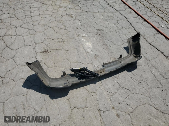 2015 GMC Terrain SLE с VIN 2GKALREK1F6330275, выставлен на аукционе Copart как лот 64138825 с пробегом 125 720 миль миль и Списание • Salvage title. История ставок и продаж доступна на DreamBid. Изображение 13.
