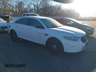 2013 Ford Police Interceptor с VIN 1FAHP2M89DG132381, выставлен на аукционе IAAI как лот 41390079 с пробегом 191 827 миль миль и . История ставок и продаж доступна на DreamBid. Изображение 1.