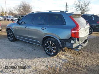 2019 Volvo XC90 Momentum with VIN YV4102PK0K1419547, listed as a IAAI auction lot 41501474 with 39,227 mi miles. Bid and sale history available at carsss.com. Image 3.
