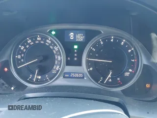 2010 Lexus IS 350 with VIN JTHBE5C21A2017706, listed as a IAAI auction lot 41422098 with 250,695 mi miles and . Bid and sale history available at DreamBid. Image 7.