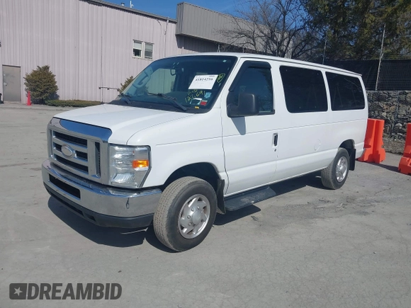 2014 Ford Econoline Passenger XL with VIN 1FBNE3BL2EDA77876, listed as a IAAI auction lot 41814216 with 127,691 mi miles. Bid and sale history available at carsss.com. Image 17.