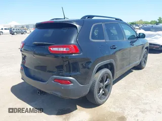 2018 Jeep Cherokee Limited с VIN 1C4PJLDB2JD531364, выставлен на аукционе IAAI как лот 42020062 с пробегом 123 777 миль миль и . История ставок и продаж доступна на DreamBid. Изображение 4.