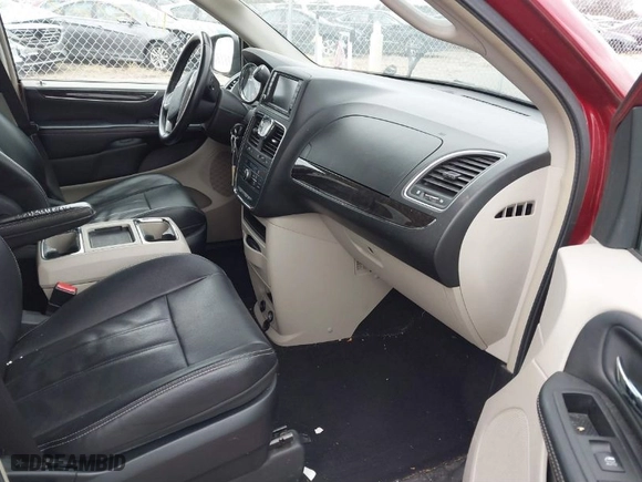 2014 Chrysler Town & Country Touring with VIN 2C4RC1BG4ER221418, listed as a IAAI auction lot 41045727 with NaN miles. Bid and sale history available at carsss.com. Image 5.