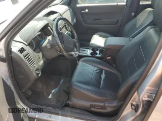 2011 Ford Escape Limited with VIN 1FMCU9EG2BKA74440, listed as a Copart auction lot 61081835 with 136,933 mi miles and Salvage title. Bid and sale history available at DreamBid. Image 7.