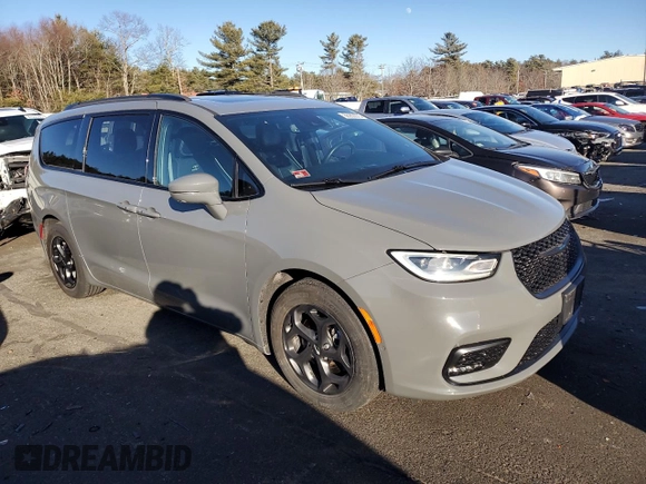 2021 Chrysler Pacifica Hybrid Limited with VIN 2C4RC1S73MR517853, listed as a Copart auction lot 88283675 with 27,900 mi miles and Salvage title. Bid and sale history available at DreamBid. Image 4.