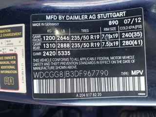 2013 Mercedes-Benz GLK with VIN WDCGG8JB3DF967790, listed as a IAAI auction lot 41445047 with 133,377 mi miles. Bid and sale history available at carsss.com. Image 9.