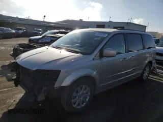 2016 Chrysler Town & Country Touring with VIN 2C4RC1BG6GR280375, listed as a Copart auction lot 84906994 with 123,663 mi miles and Salvage Title. Bid and sale history available at carsss.com. Image 1.