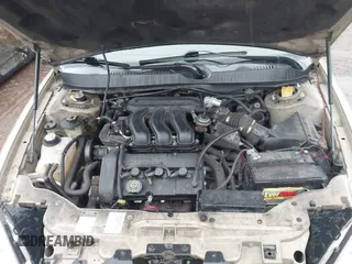 2000 Ford Taurus SEL with VIN 1FAFP56S0YA168888, listed as a IAAI auction lot 41555916 with 170,672 mi miles and . Bid and sale history available at DreamBid. Image 10.