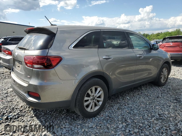 2019 Kia Sorento LX with VIN 5XYPG4A31KG473607, listed as a Copart auction lot 52552085 with 101,965 mi miles and Salvage Title. Bid and sale history available at carsss.com. Image 3.
