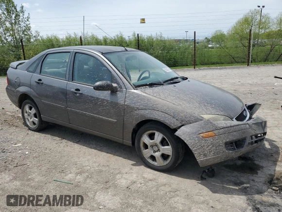 2007 Ford Focus S z VIN 1FAHP34N17W103625, wystawiony jako Copart lot #55300395 z przebiegiem 82 041 mil mil oraz Szkoda całkowita • Salvage title. Historia ofert i sprzedaży dostępna na DreamBid. Obrazek 4.