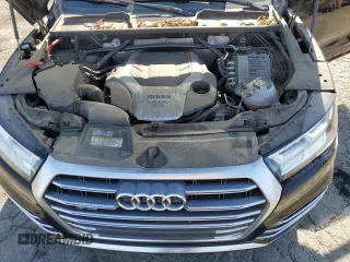2018 Audi SQ5 Premium Plus with VIN WA1A4AFY6J2211473, listed as a Copart auction lot 60743074 with Not Provided miles and Salvage Title. Bid and sale history available at DreamBid. Image 13.