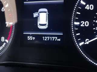 2019 Hyundai Santa Fe SE with VIN 5NMS2CAD5KH053852, listed as a IAAI auction lot 41962062 with 127,177 mi miles. Bid and sale history available at carsss.com. Image 15.