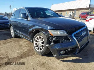 2012 Audi Q5 2.0T Premium with VIN WA1CFAFP7CA063515, listed as a IAAI auction lot 41698955 with 142,270 mi miles. Bid and sale history available at carsss.com. Image 1.