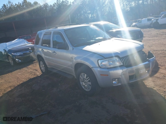 2005 Mercury Mariner Luxury with VIN 4M2YU57185DJ06953, listed as a IAAI auction lot 41341876 with 232,712 mi miles. Bid and sale history available at carsss.com. Image 1.