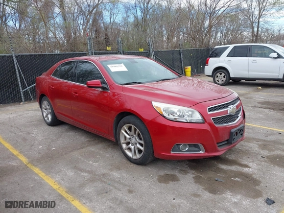 2013 Chevrolet Malibu ECO with VIN 1G11F5RRXDF102922, listed as a IAAI auction lot 41885372 with 194,225 mi miles. Bid and sale history available at carsss.com. Image 1.