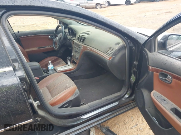 2007 Saturn Aura XR with VIN 1G8ZV57767F271297, listed as a IAAI auction lot 42183245 with 234,840 mi miles and . Bid and sale history available at DreamBid. Image 5.