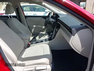 2020 Volkswagen Passat SE with VIN 1VWWA7A38LC003088, listed as a IAAI auction lot 42014412 with 47,522 mi miles and . Bid and sale history available at DreamBid. Image 5.