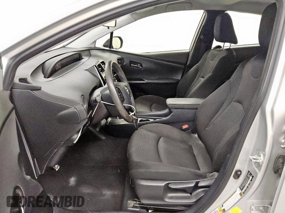 2021 Toyota Prius L Eco z VIN JTDKAMFU0M3140335, wystawiony jako Copart lot #61955845 z przebiegiem 96 071 mil mil oraz Czysty tytuł • Clean title. Historia ofert i sprzedaży dostępna na DreamBid. Obrazek 7.