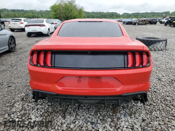 2018 Ford Mustang EcoBoost с VIN 1FA6P8TH6J5131806, выставлен на аукционе Copart как лот 55484075 с пробегом 80 525 миль миль и Списание • Salvage title. История ставок и продаж доступна на DreamBid. Изображение 6.