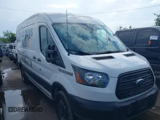 2019 Ford Transit с VIN 1FTYR2CG3KKB41908, выставлен на аукционе IAAI как лот 42636270 с пробегом 126 325 миль миль и . История ставок и продаж доступна на DreamBid. Изображение 1.