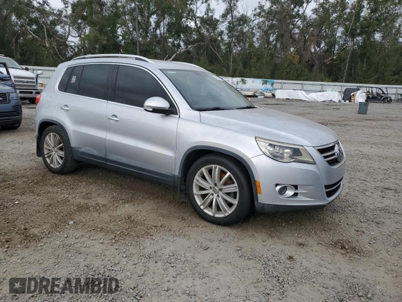 2010 Volkswagen Tiguan with VIN WVGAV9AX2AW511886, listed as a Copart auction lot 85361614 with 83,850 mi miles and Clean Title. Bid and sale history available at DreamBid. Image 4.