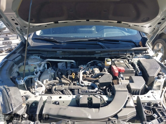2024 Mitsubishi Outlander ES z VIN JA4J3UA8XRZ015082, wystawiony jako IAAI lot #42244407 z przebiegiem 18 885 mil mil oraz . Historia ofert i sprzedaży dostępna na DreamBid. Obrazek 10.