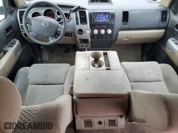 2008 Toyota Tundra z VIN 5TFET54158X019286, wystawiony jako Copart lot #87968485 z przebiegiem 317 649 mil mil oraz Czysty tytuł • Clean title. Historia ofert i sprzedaży dostępna na DreamBid. Obrazek 8.