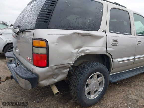 2006 GMC Yukon SLE with VIN 1GKEC13T66R100783, listed as a IAAI auction lot 41224871 with 1 mi miles. Bid and sale history available at carsss.com. Image 6.