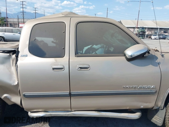 2006 Toyota Tundra SR5 with VIN 5TBRU341X6S466470, listed as a IAAI auction lot 40270912 with 272,143 mi miles and . Bid and sale history available at DreamBid. Image 13.